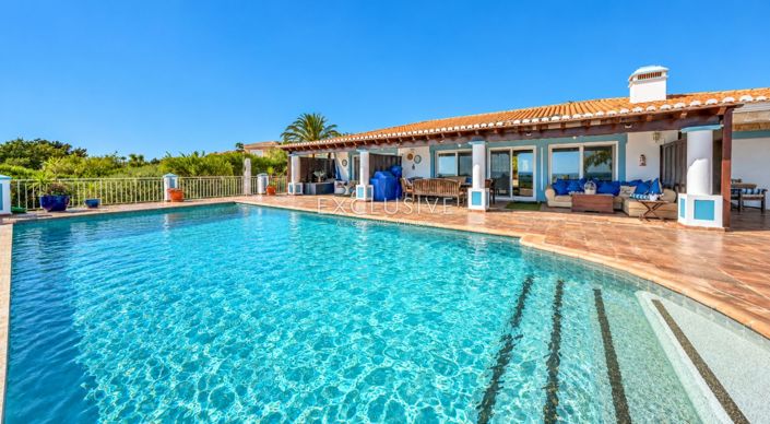Image No.2-4 Bed Villa for sale