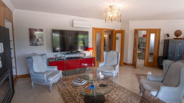 Image No.2-Villa de 4 chambres à vendre à Albufeira