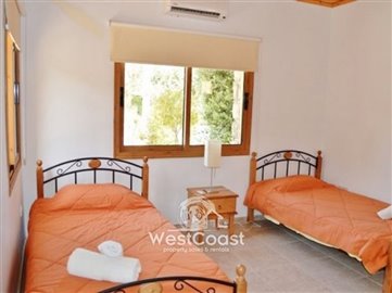 23124-4-bedroom-spacious-villa-argaka-paphosf