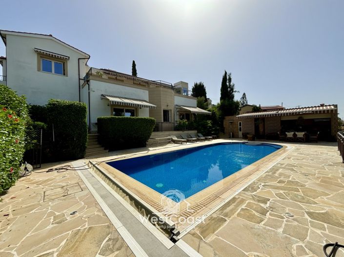 Image No.1-4 Bed Villa for sale