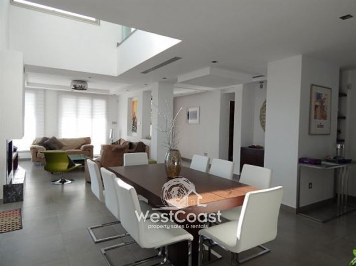 Image No.5-Villa de 3 chambres à vendre à Tsada