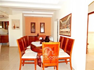 66327-4-bedroom-villa-house-with-a-poolfull