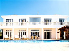 Image No.0-Villa de 5 chambres à vendre à Paphos