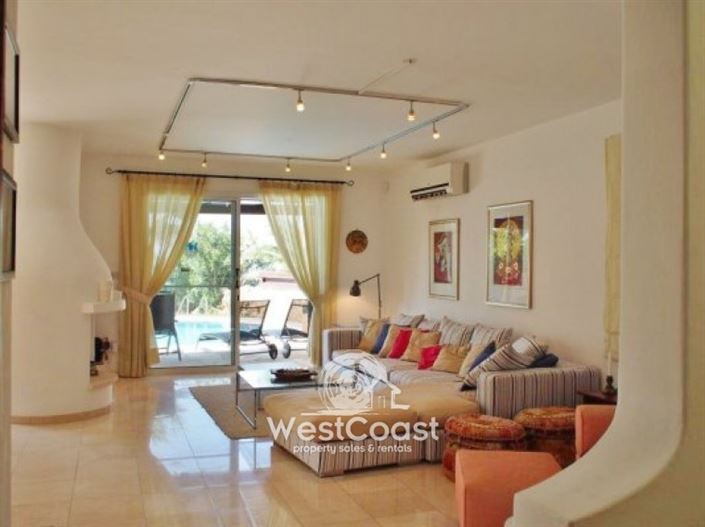 Image No.2-5 Bed Villa for sale