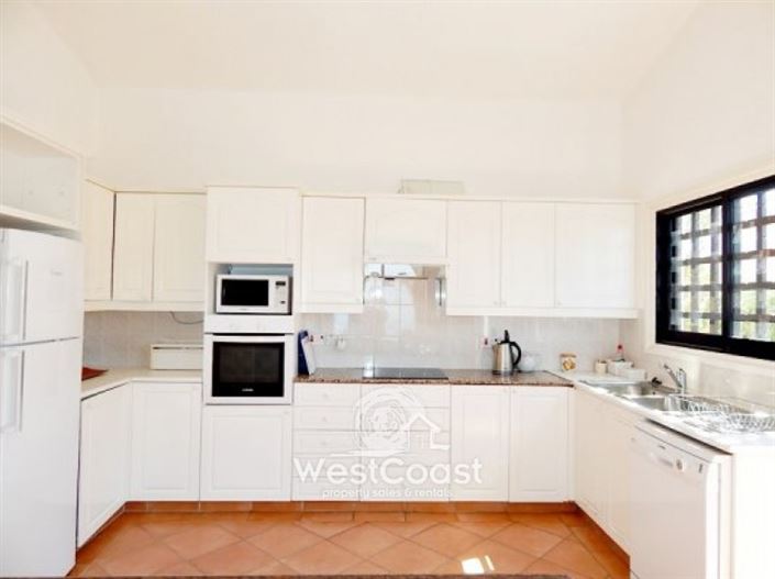 Image No.7-5 Bed Bungalow for sale