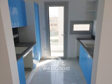106077-penthouse-for-sale-in-amathoundafull