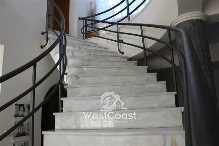 Image No.9-Villa de 5 chambres à vendre à Kato Paphos