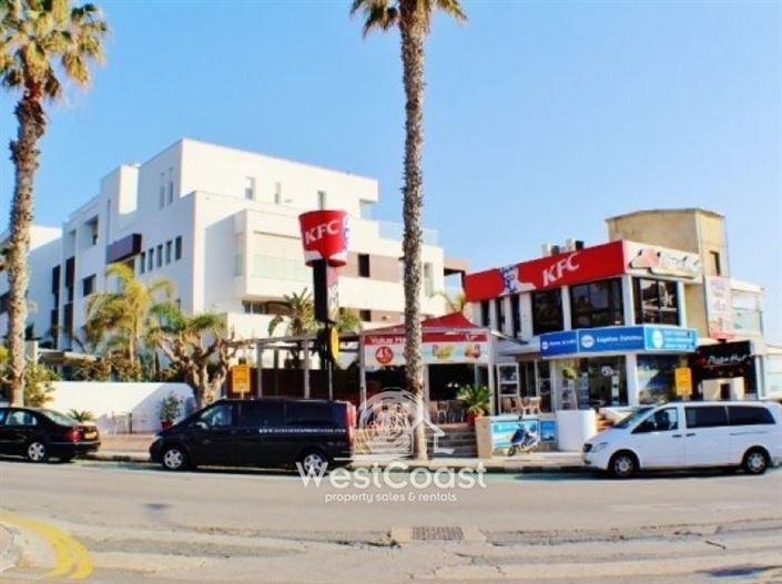 Image No.2-Commercial de 2 chambres à vendre à Kato Paphos