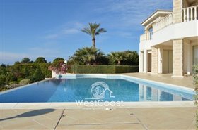 Image No.1-Villa de 4 chambres à vendre à Paphos