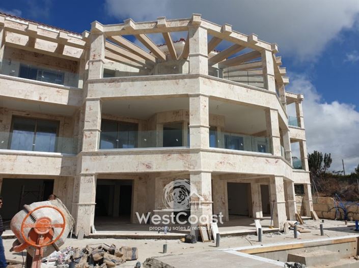 Image No.3-7 Bed Villa for sale