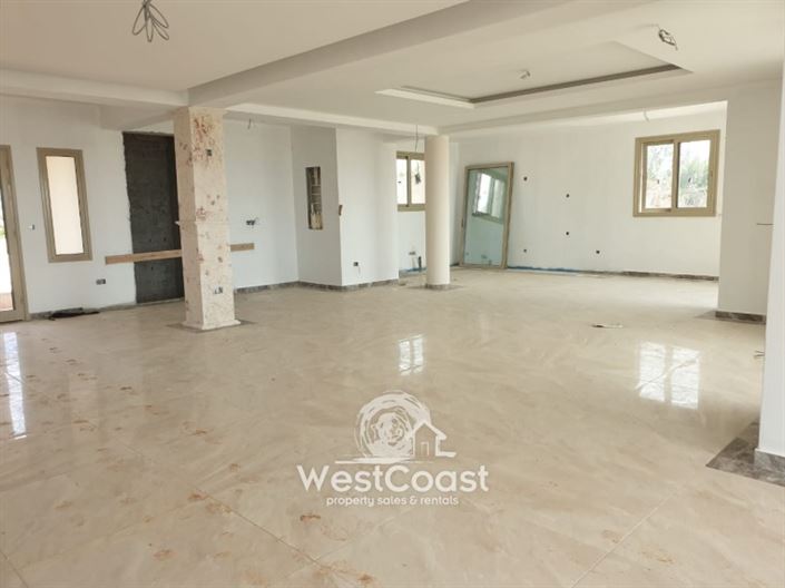 Image No.7-7 Bed Villa for sale