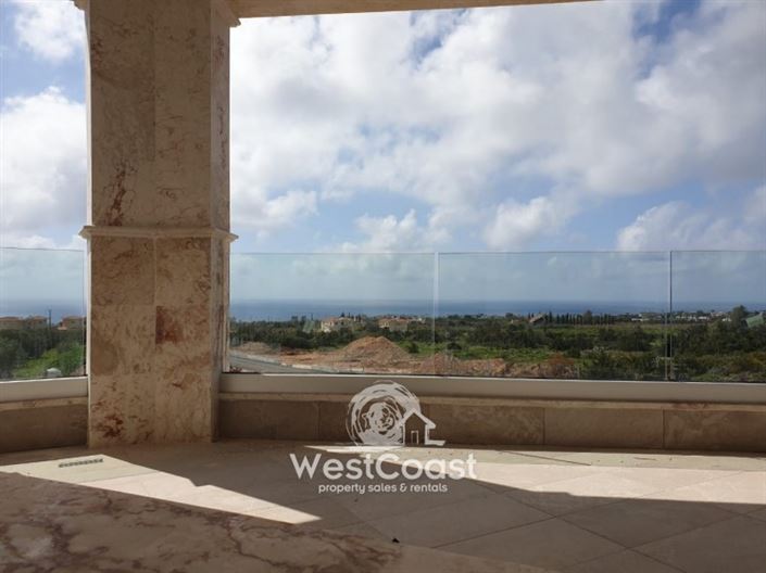 Image No.8-7 Bed Villa for sale