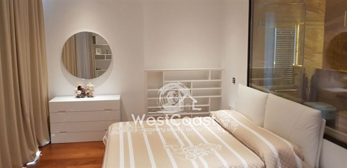 Image No.9-5 Bed Villa for sale