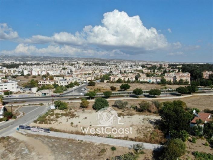 Image No.1-Terrain à vendre à Kato Paphos