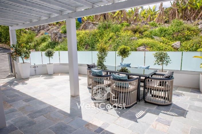 Image No.3-30 Bed Commercial for sale