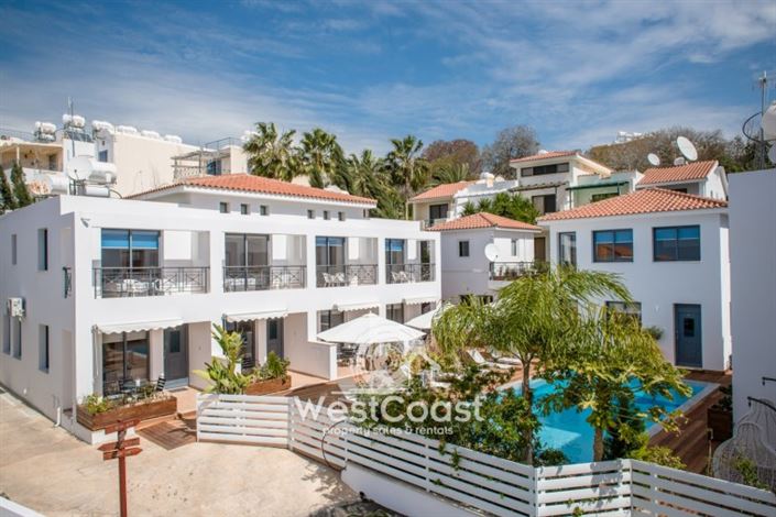 Image No.6-30 Bed Commercial for sale