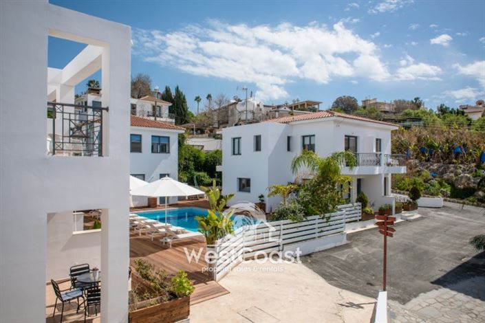 Image No.8-30 Bed Commercial for sale