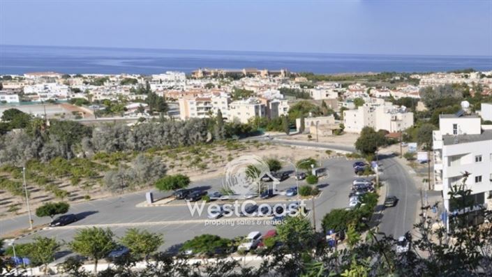 Image No.1-Commercial de 16 chambres à vendre à Paphos