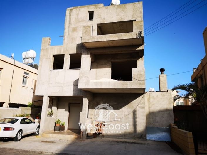 Image No.3-Commercial de 10 chambres à vendre à Yeroskipou