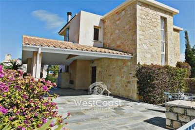 99911-detached-villa-for-sale-in-latchifull