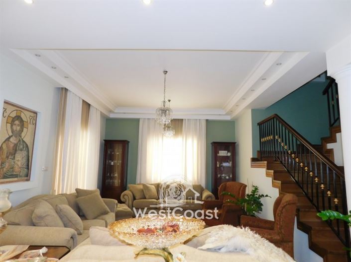 Image No.6-Villa de 4 chambres à vendre à Koloni