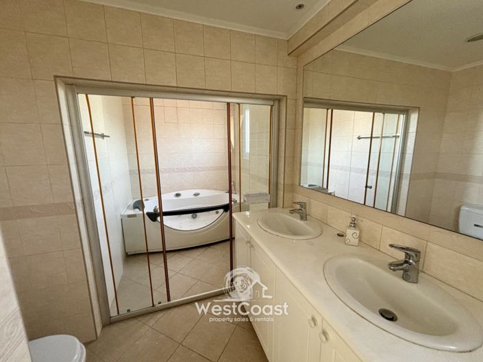 Image No.10-3 Bed Penthouse for sale