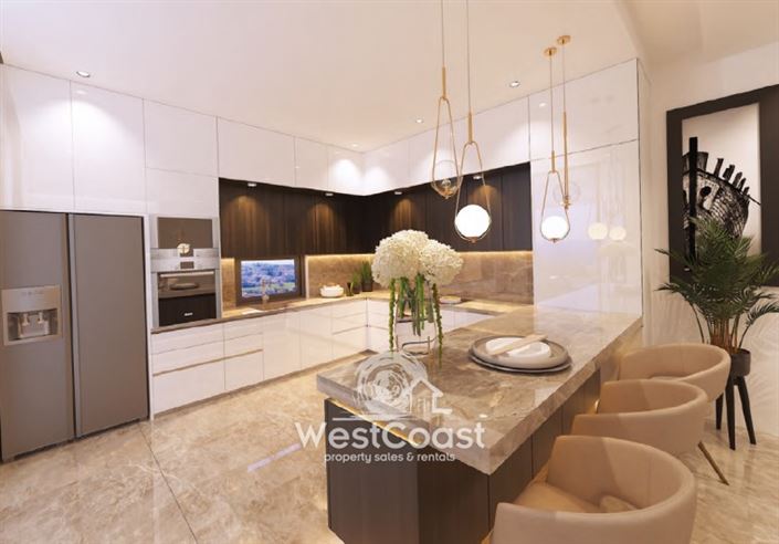 Image No.4-4 Bed Apartment for sale