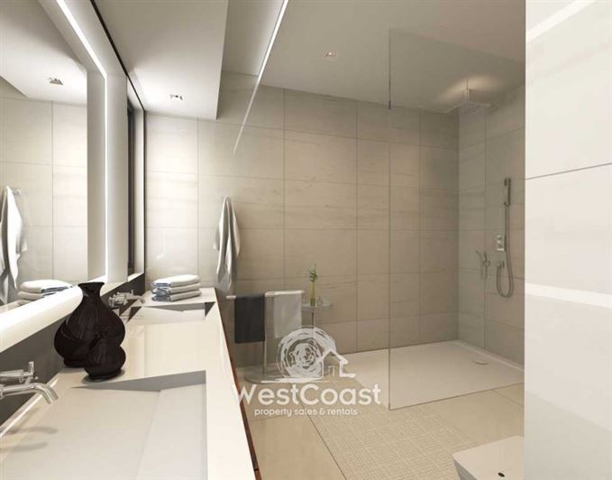 Image No.8-5 Bed Villa for sale