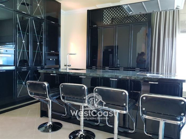 Image No.3-5 Bed Villa for sale