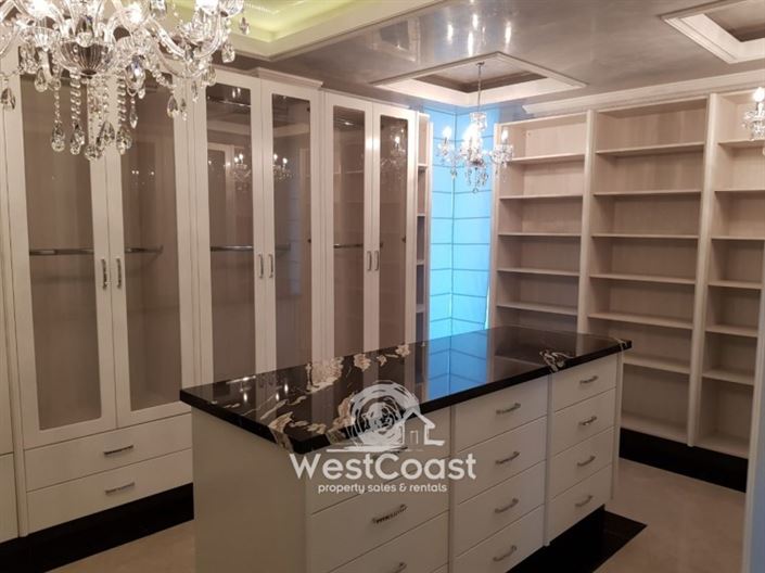 Image No.4-5 Bed Villa for sale