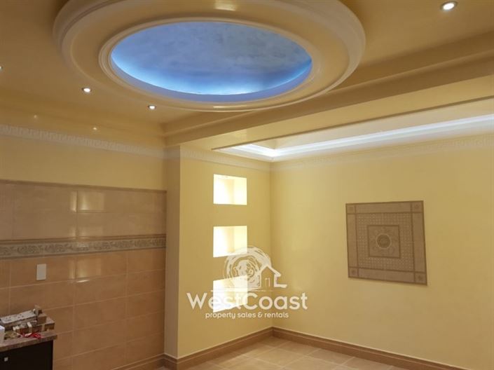 Image No.5-5 Bed Villa for sale