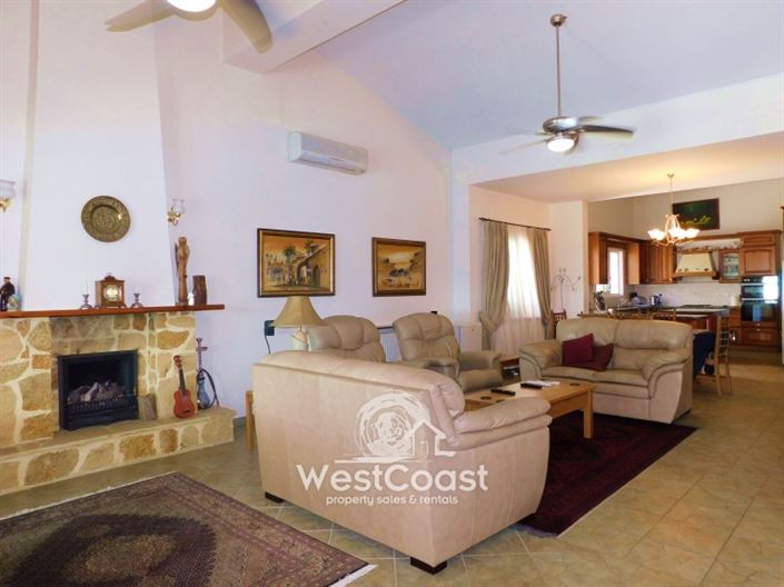 Image No.7-Bungalow de 3 chambres à vendre à Peyia