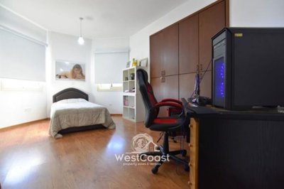 124964-detached-villa-for-sale-in-columbiaful