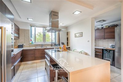 129409-detached-villa-for-sale-in-koniafull
