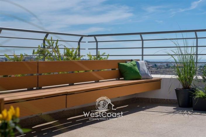 Image No.2-Villa de 5 chambres à vendre à Chloraka