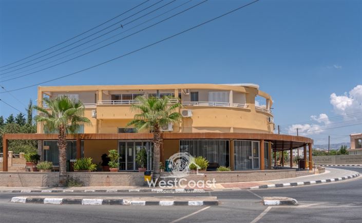 Image No.1-20 Bed Commercial for sale