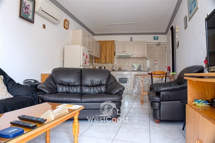 Image No.6-Commercial de 20 chambres à vendre à Kato Paphos