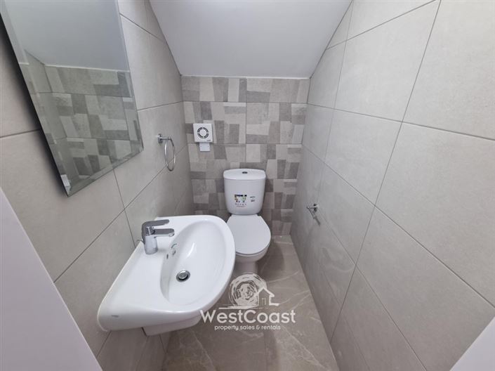 Image No.4-4 Bed Villa for sale