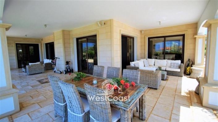 Image No.3-5 Bed Villa for sale