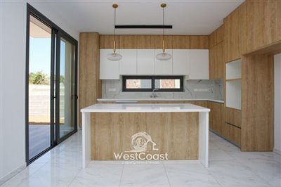 152264-detached-villa-for-sale-in-mesoyifull