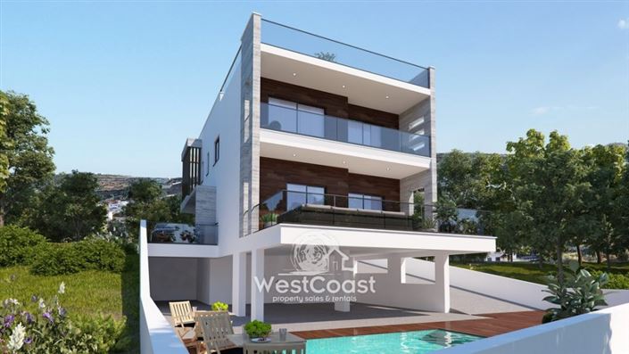 Image No.2-4 Bed Villa for sale