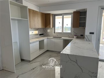 162977-penthouse-for-sale-in-universalfull