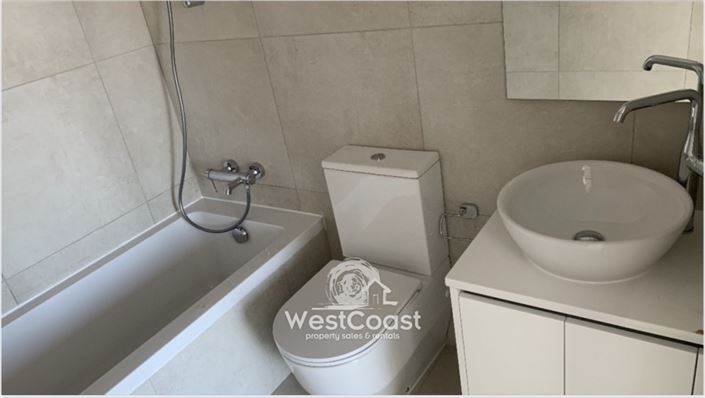 Image No.6-2 Bed Townhouse for sale