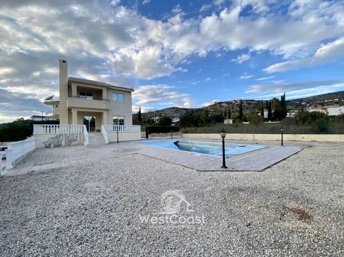 Image No.1-Villa de 3 chambres à vendre à Peyia