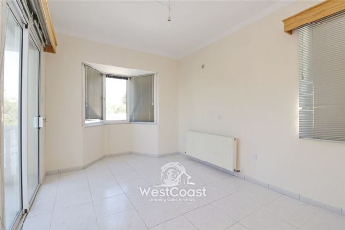 Image No.10-Villa de 3 chambres à vendre à Tsada