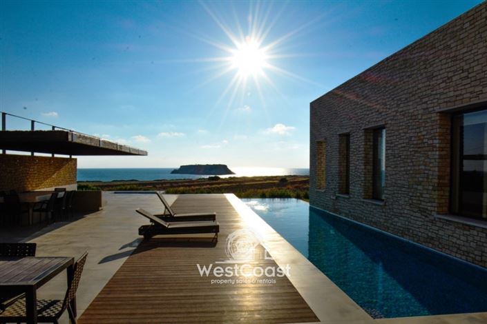 Image No.2-4 Bed Villa for sale