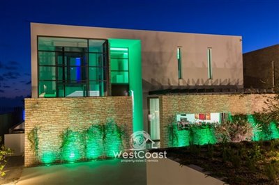 156070-detached-villa-for-sale-in-sea-caves-s