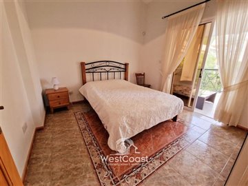 156389-semi-detached-villa-for-sale-in-tombs-