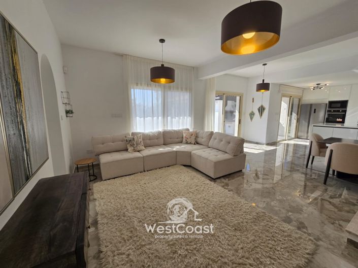 Image No.7-3 Bed Villa for sale