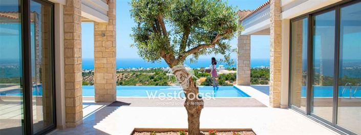 Image No.3-3 Bed Villa for sale